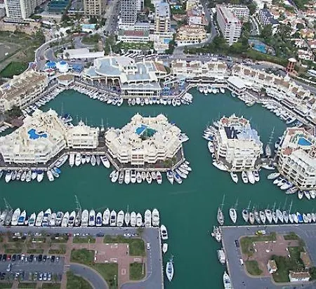 Apartment Marina Bay 1